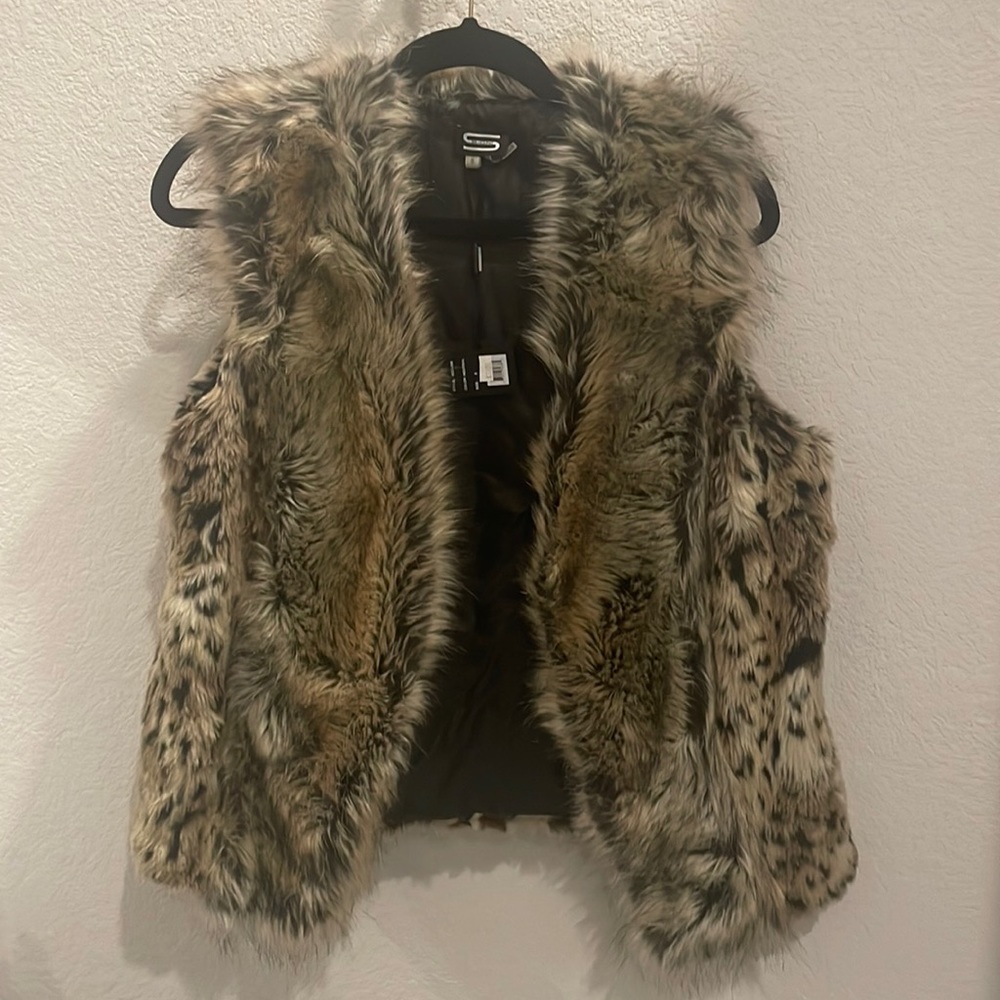 Sioni Boutique Cheetah Vest Size Small NWT